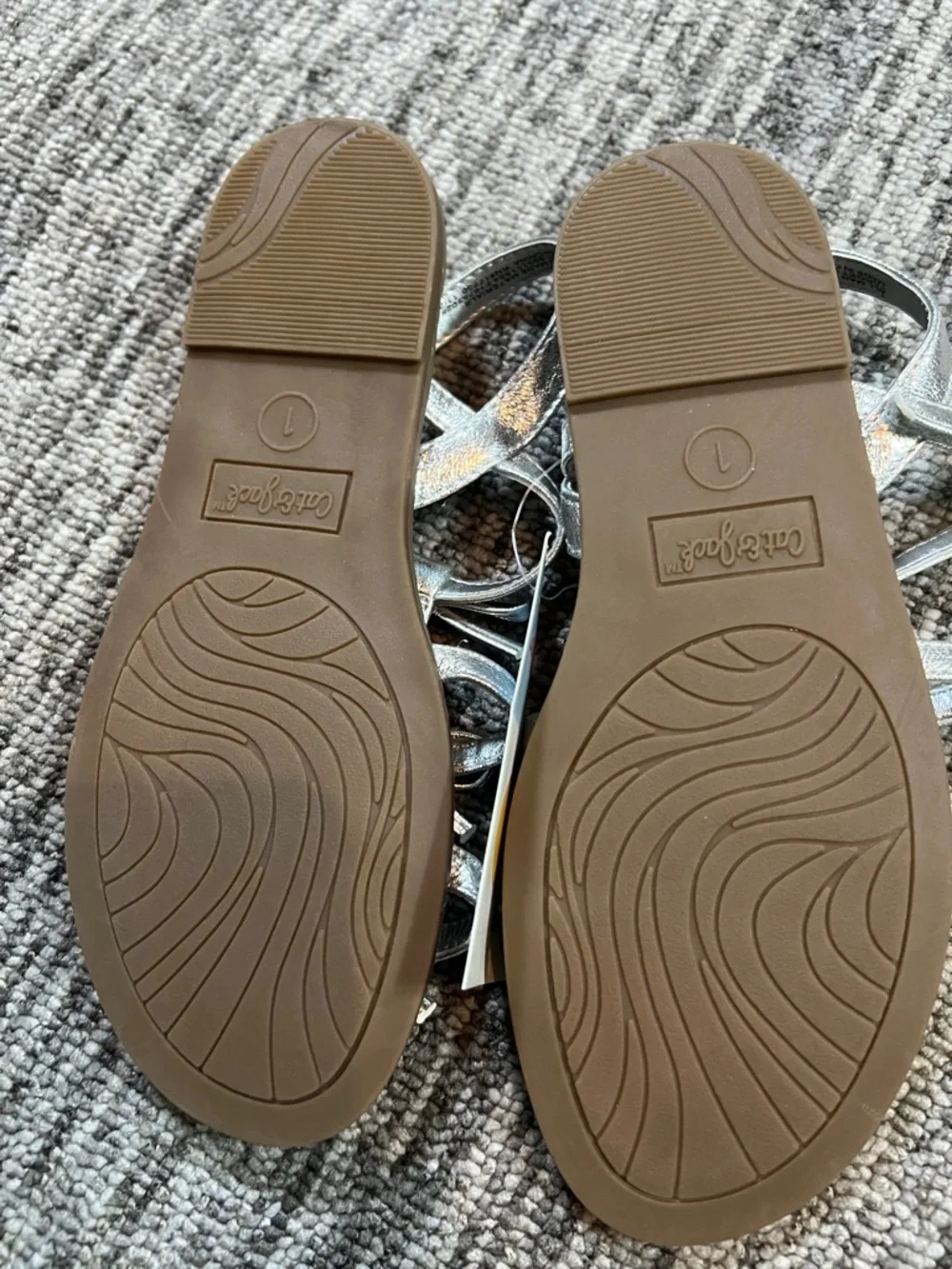 Cat & Jack Metallic Silver Girls' Bow Strap Sandals Size 1